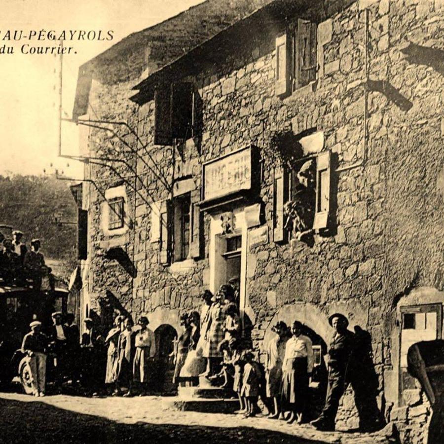 The Tavern Castelnau-Pégayrols Exteriör bild