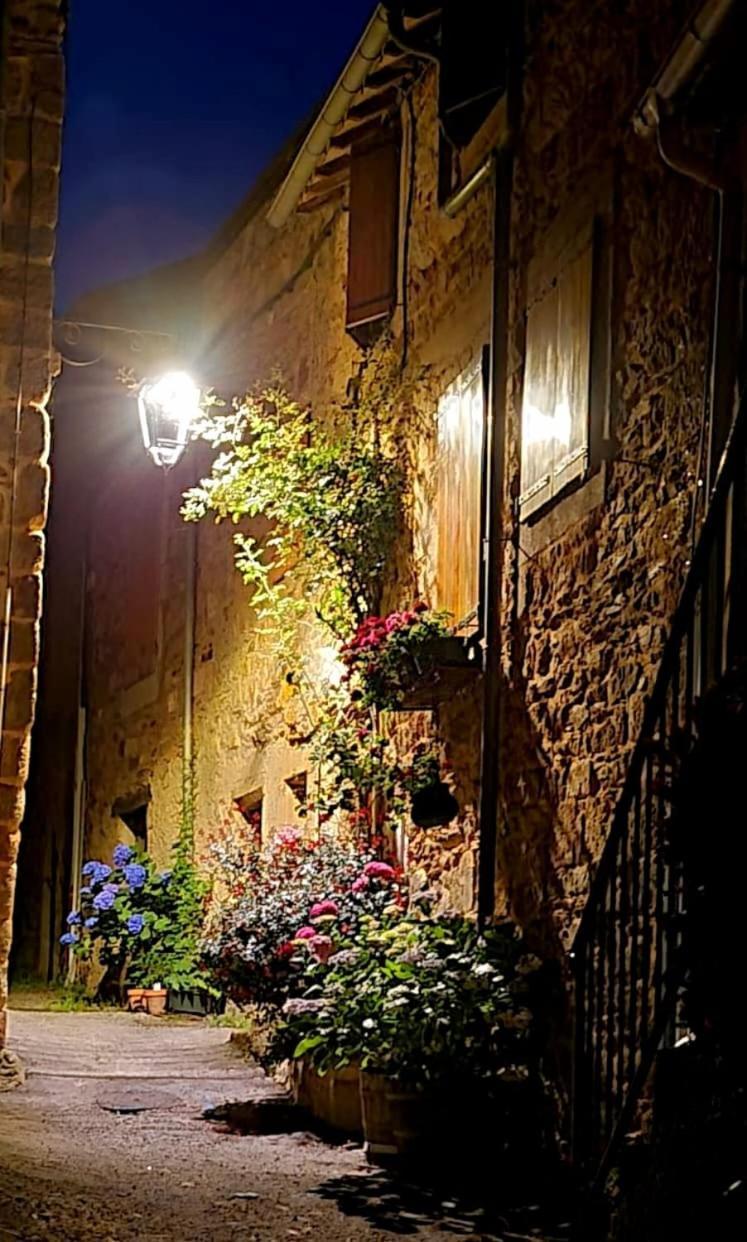 The Tavern Castelnau-Pégayrols Exteriör bild